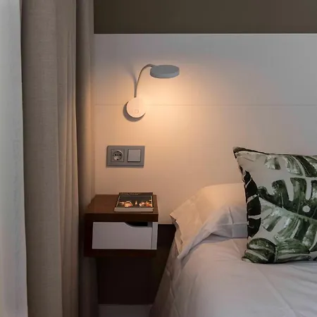 Apartmán Vivienda El Cipres. Terraza Con Espectaculares Vistas Al Mar. *