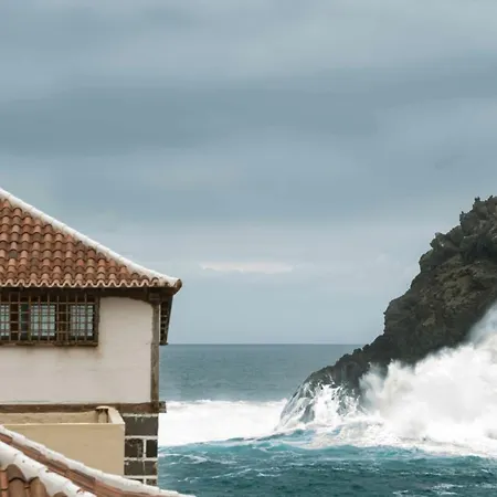 Vivienda El Cipres. Terraza Con Espectaculares Vistas Al Mar. Apartmán